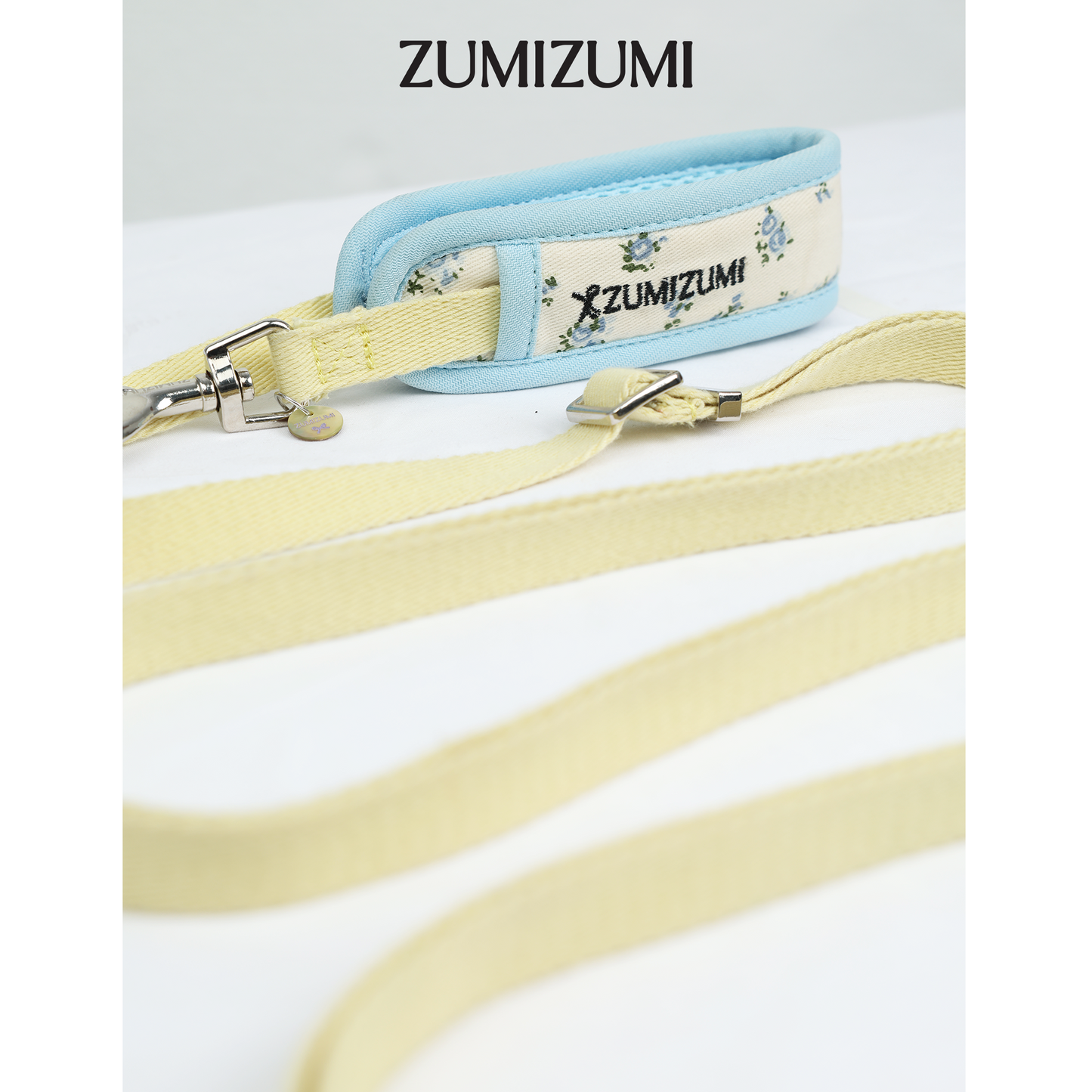 Chelsea Everyday Multi-functional Leash -- Floral