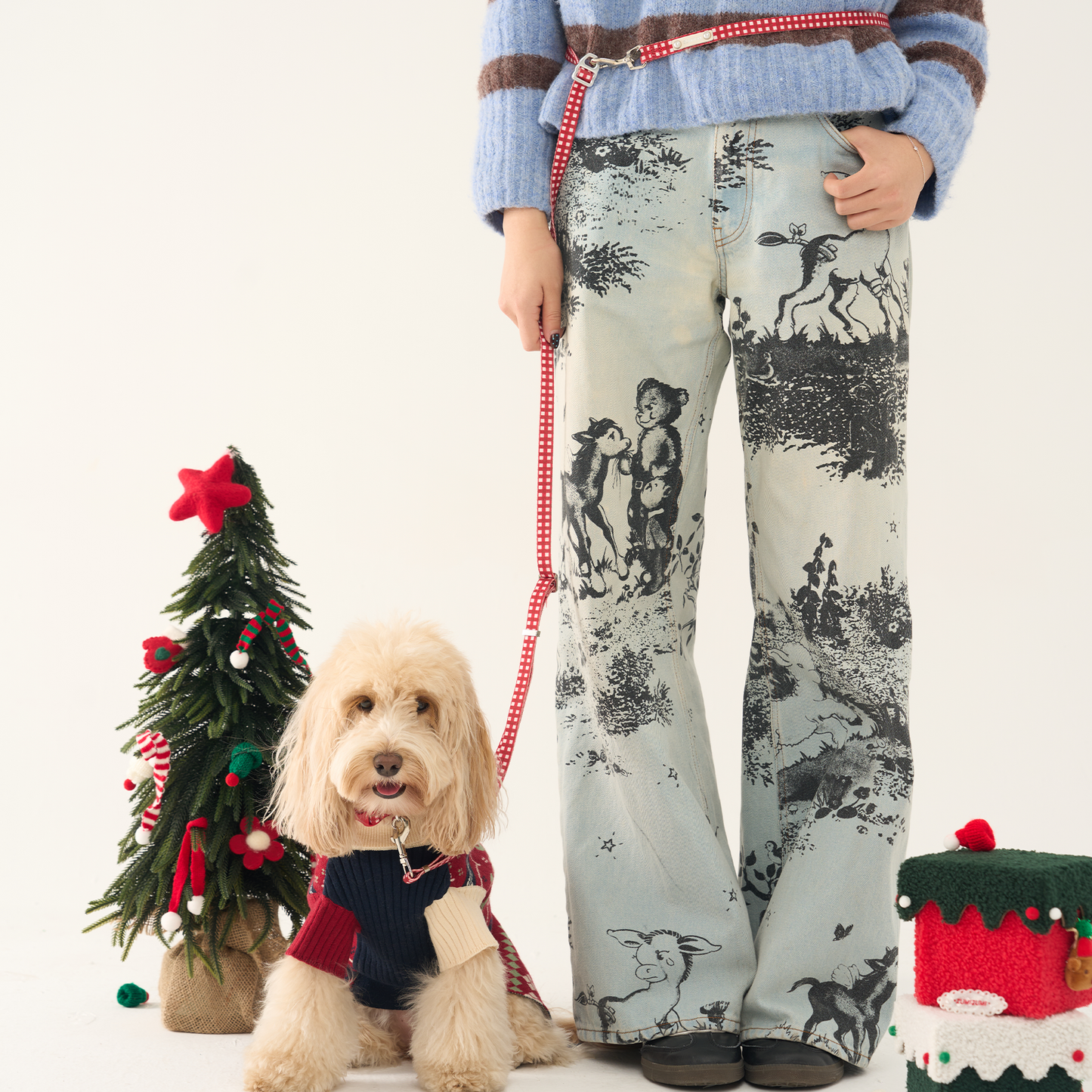 The Classic Christmas Walkie Set