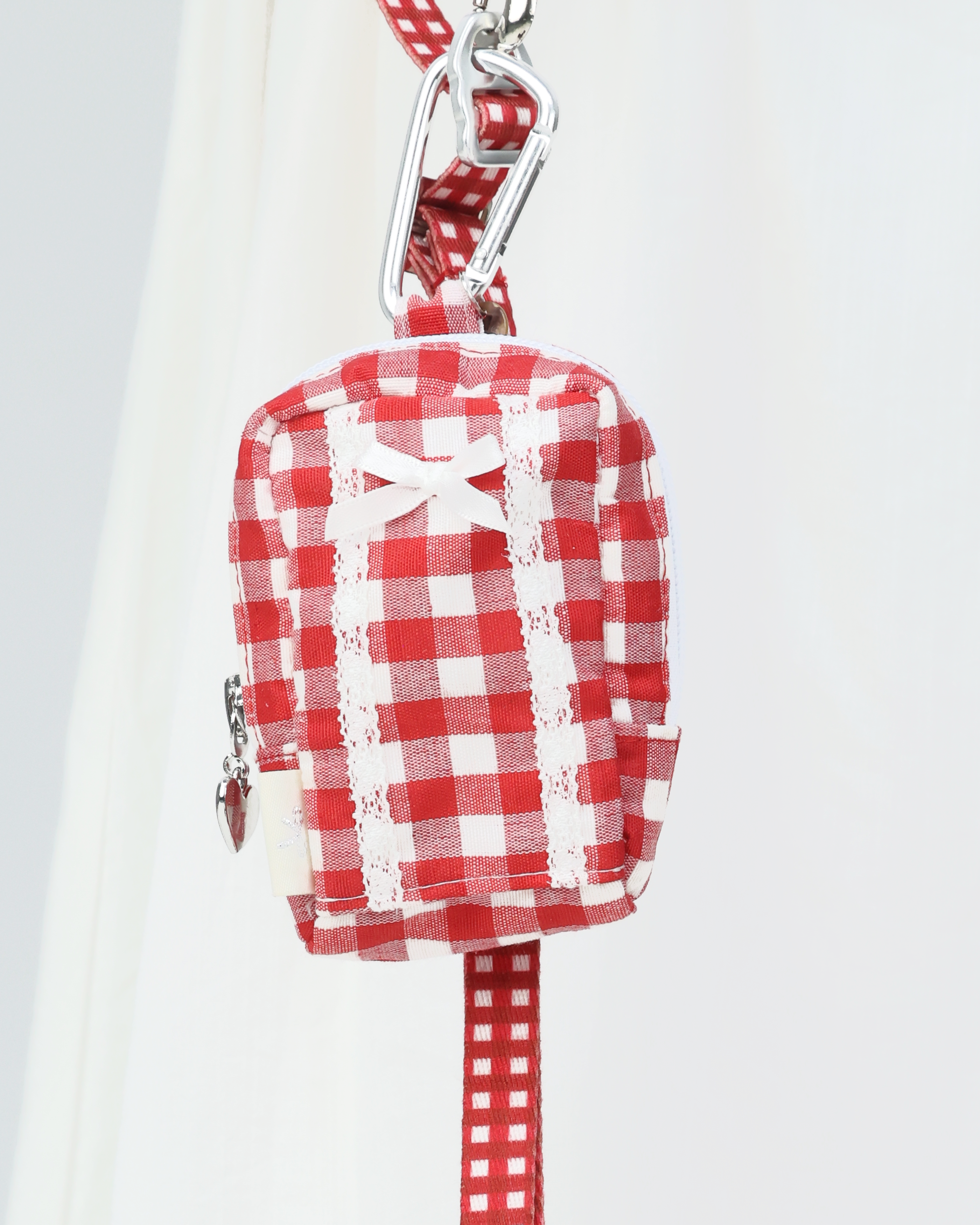 Walking Pouch -- Red Gingham